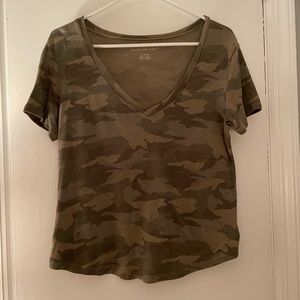 v-neck t-shirt